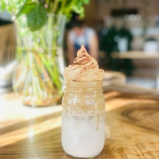 Dalgona Coffee.